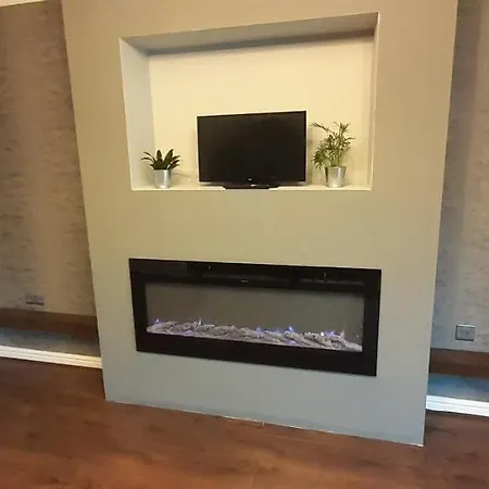 Hawksworth House: Convenient Nec & Airport With Free Parking Apartment Birmingham