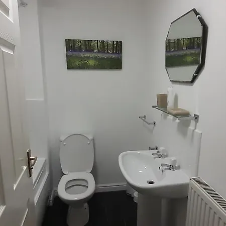 דירה Hawksworth House In Near Solihull, Near Nec, Hs2, Jaguar Land Rover, Bear Grylls Centre, World And Airport With A Garage And Free Parking, Great For Families ברמינגהאם